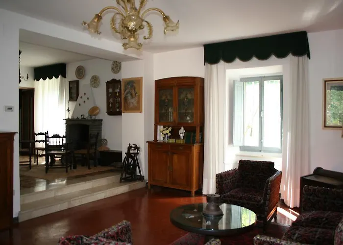 Casa Scheda מראדי